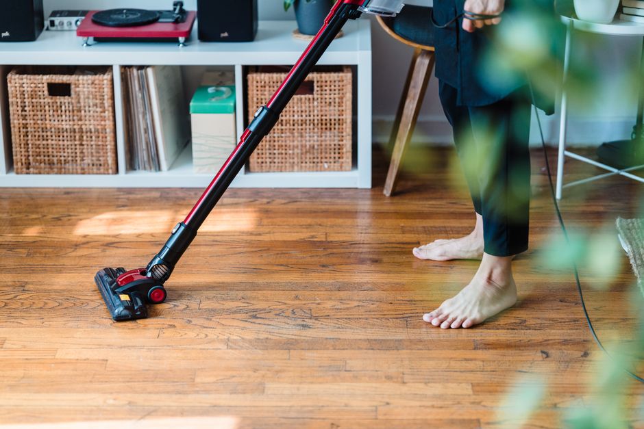 Bien choisir son aspirateur balai en 2025