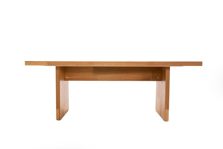 Quelle essence de bois pour une table de famille